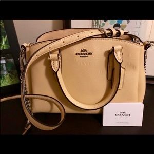 Coach mini Christie crossbody Purse💕